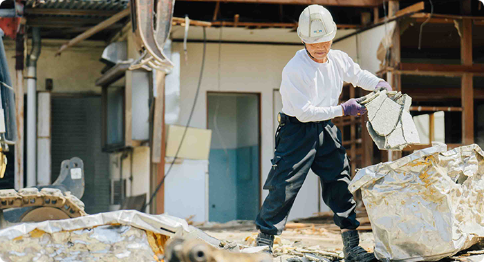 自社重機、自社職人による工事