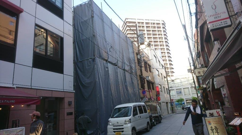 さいたま市浦和区仲町鉄骨造三階建て店舗兼住宅解体工事